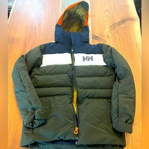 Boys Helly Hansen Ski jacket size 14. Almost new. Perfect condition.